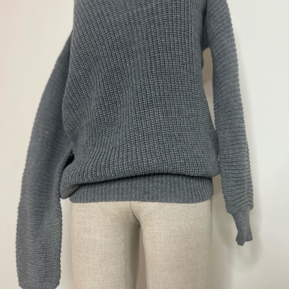 Off shoulder oversized cotton cable knit sweater in dark grey multiple sizes - Picture 2 of 8